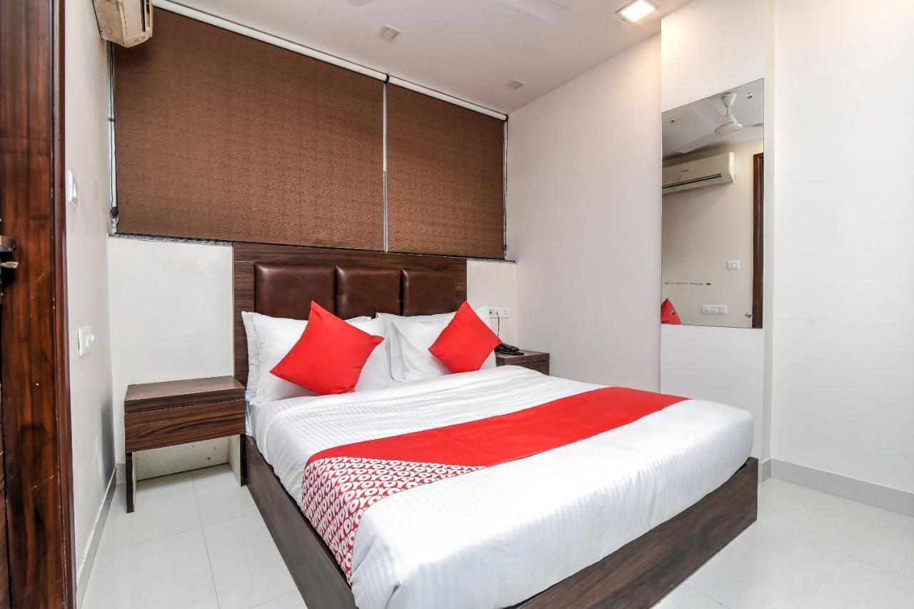Oyo 80678 Shreenath Residency Nueva Delhi Exterior foto